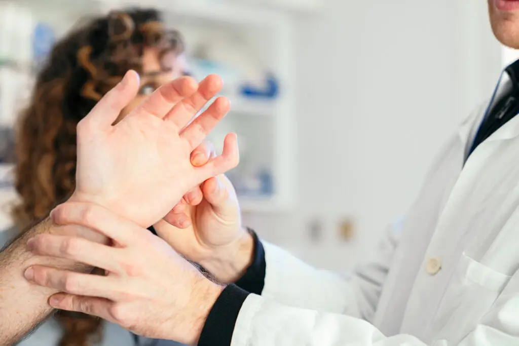 Featured image for dupuytrens nhs no treatment article